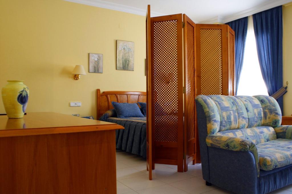 Hotel Villa Ducal Osuna Room photo